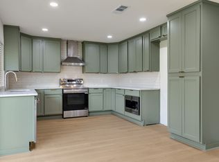 2303 Greenwood Cir, Carrollton, TX 75006