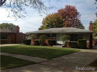 32557 Ridgefield Ave, Warren, MI 48088