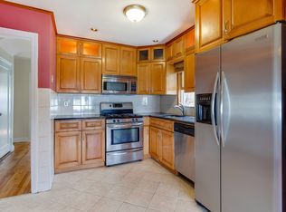 845 Roosevelt St, West Hempstead, NY 11552