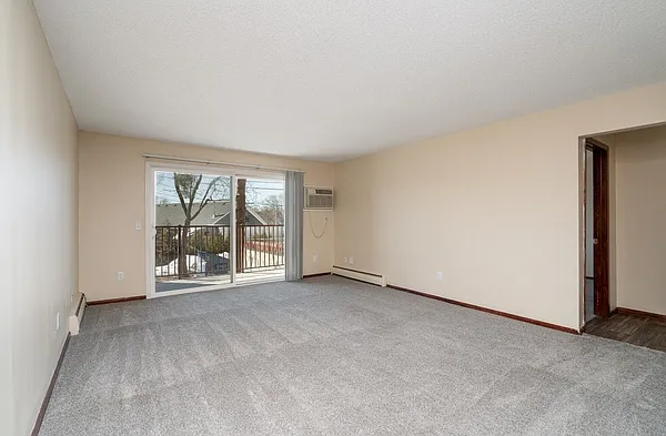 Boulder Court Apartments — Photo 12