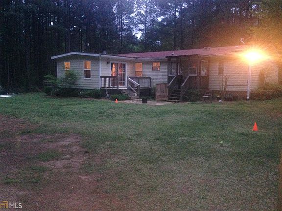2nd image of 9 Louise Ln