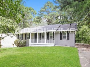 8390 Attleboro Dr, Jonesboro, GA 30238