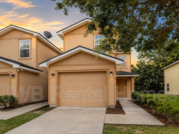 7800 Playschool Ln, Jacksonville, FL 32210