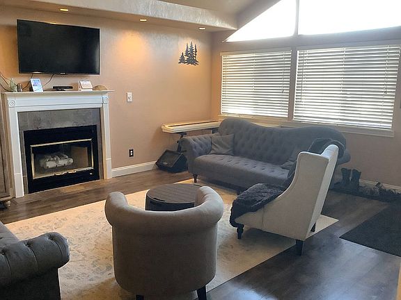 4th image of 703 Lois Ln