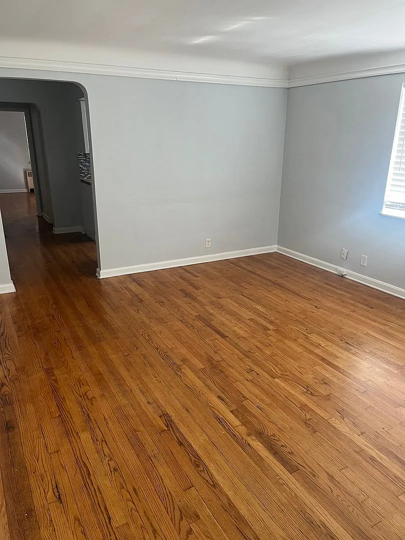 1740 Marquette Ave. — Photo 2