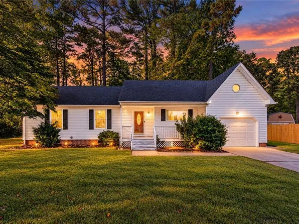 2304 Swinson Lndg, Chesapeake, VA 23323