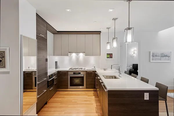 Sold by Douglas Elliman | media 21