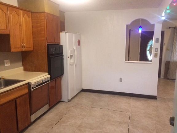 5th image of 6309 Marsh Ave NW