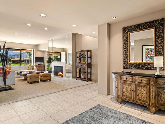 4th image of 47 Columbia Dr