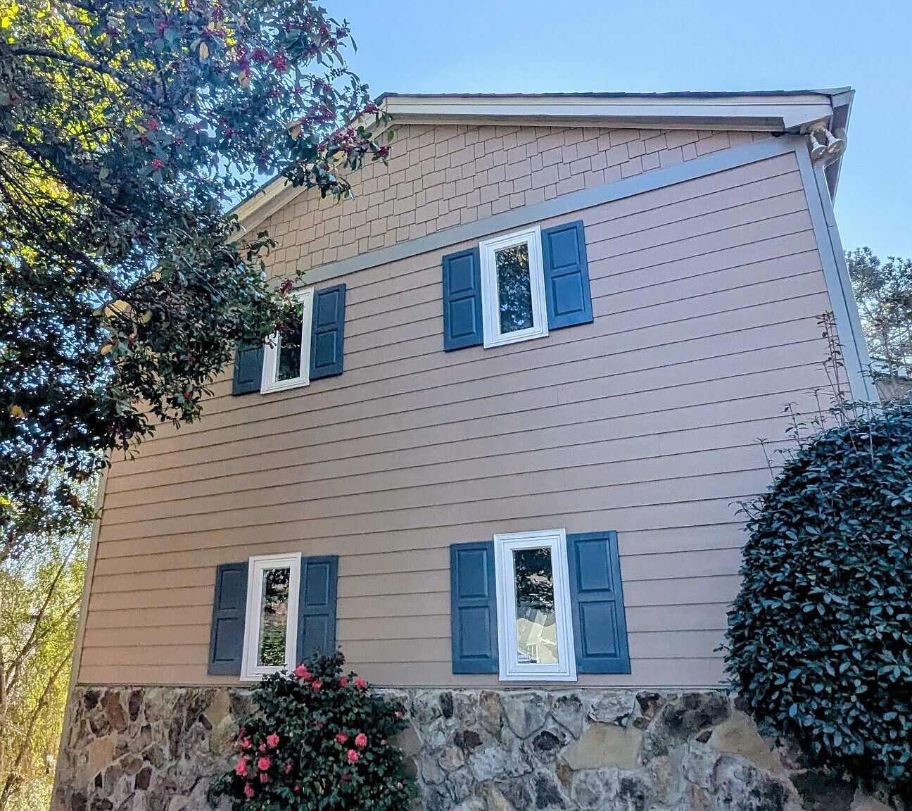145 Kinross Ct