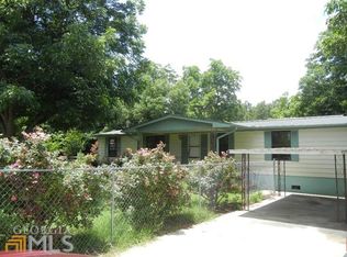 570 Valley Rd, Byron, GA 31008