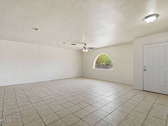 3rd image of 6452 W THOMAS Road