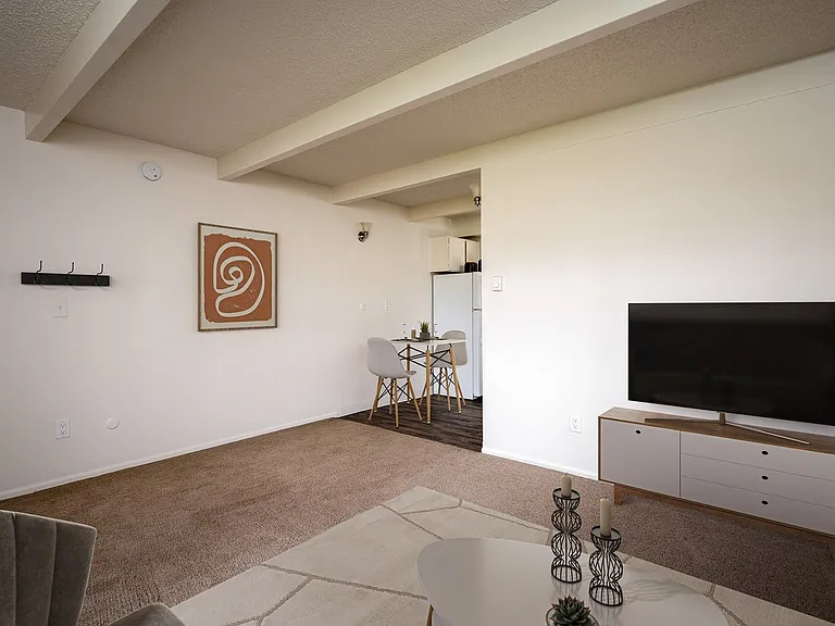 The Scholls Apartments — Photo 12