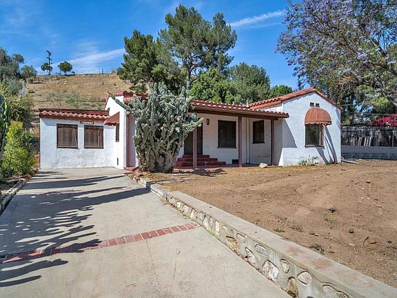 2nd image of 9615 La Canada Way