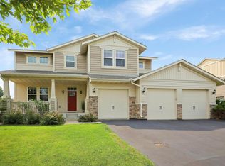 1828 Sugar Maple Ct, Carver, MN 55315