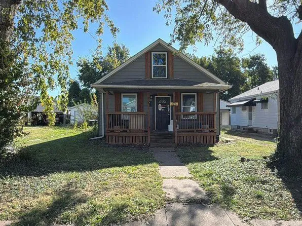 624 N 3rd St, Dupo, IL 62239