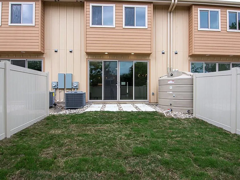 102 Conservation Dr #102 — Photo 3