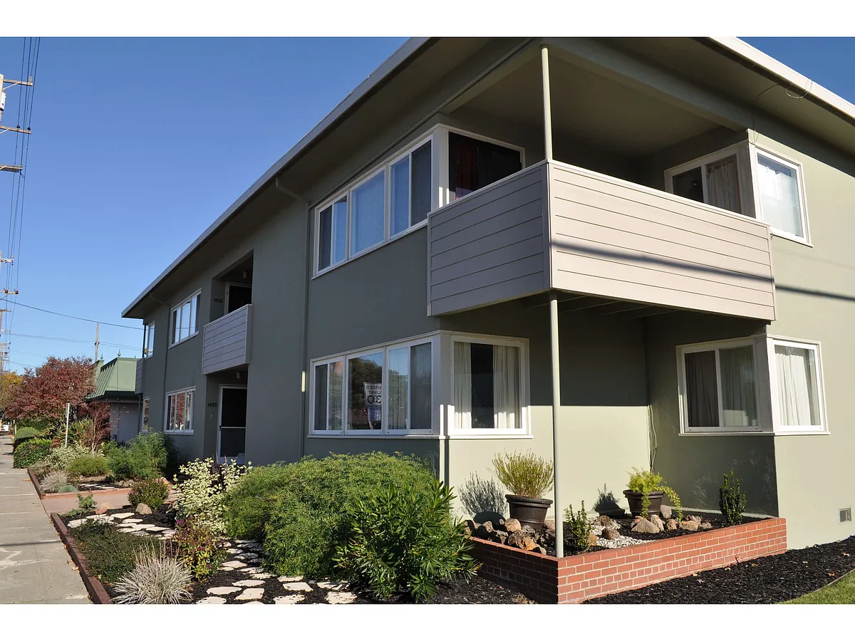 Exterior - 1488 Bancroft Ave