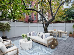 391 4th St APT 1, Brooklyn, NY 11215