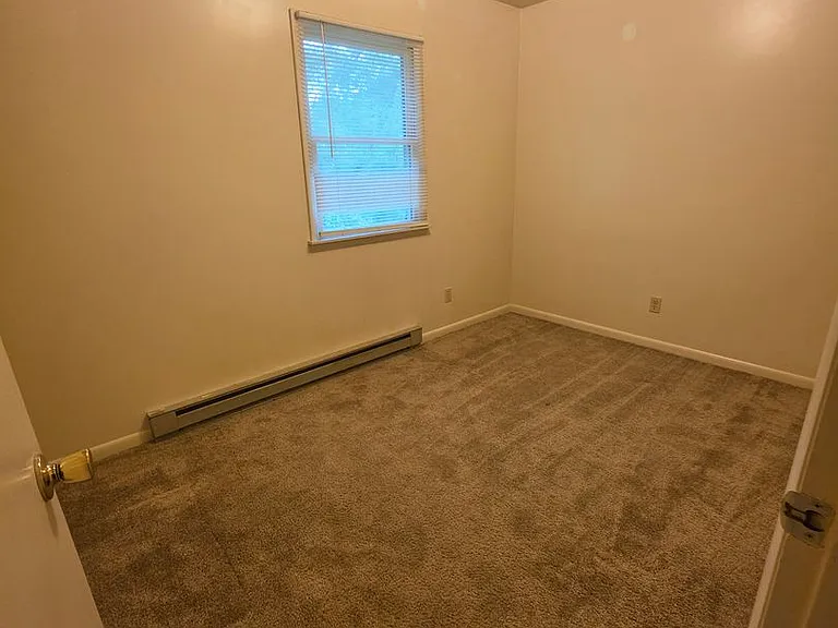 933 Pulaski Hwy #2 — Photo 8
