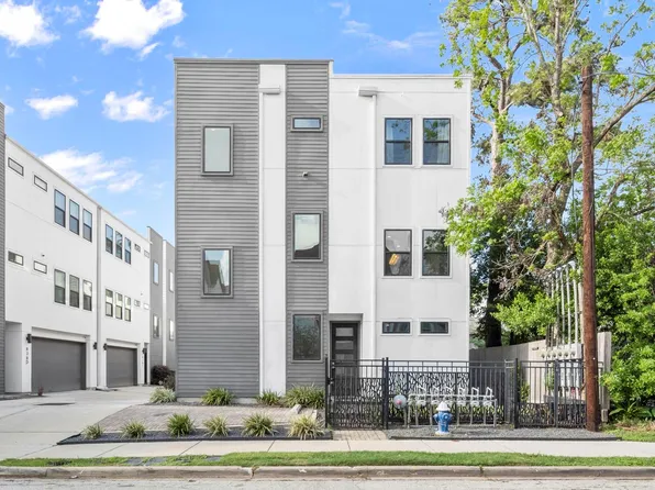 834 Fisher St #A, Houston, TX 77018