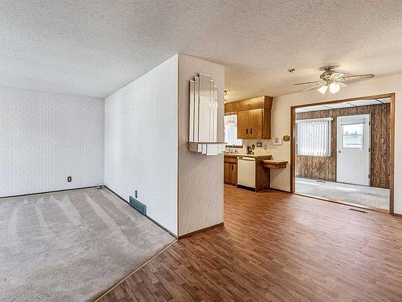 4th image of 47 N Ryerson Rd W