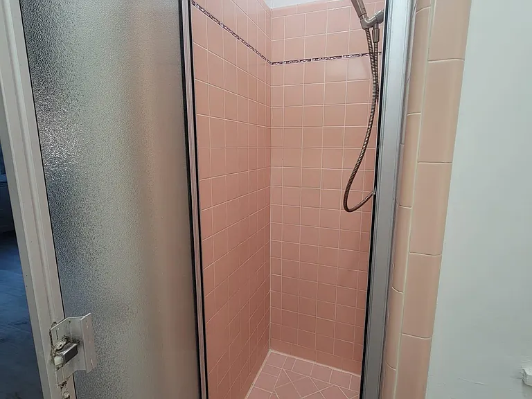 736 S Broadway #B — Photo 10