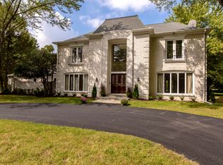 9210 Pegasus Ct, Potomac, MD 20854