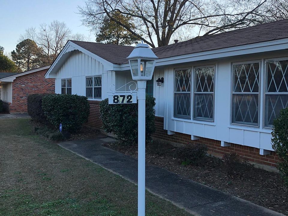 1st image of 872 Greg Dr