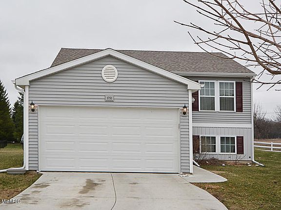 2nd image of 1751 Grovenberg Ct