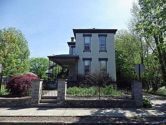 4th image of 981 Franklin Ave