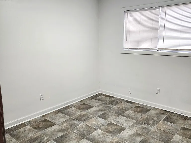 3203 Fairview Dr #HOME — Photo 8