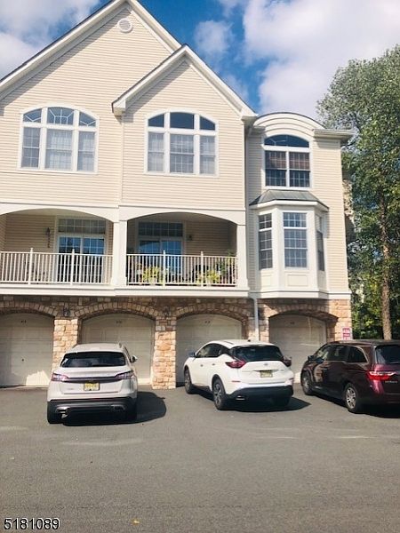 1st image of 416 Turlington Ct