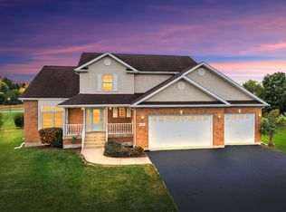 685 Persimmon St, Dekalb, IL 60115