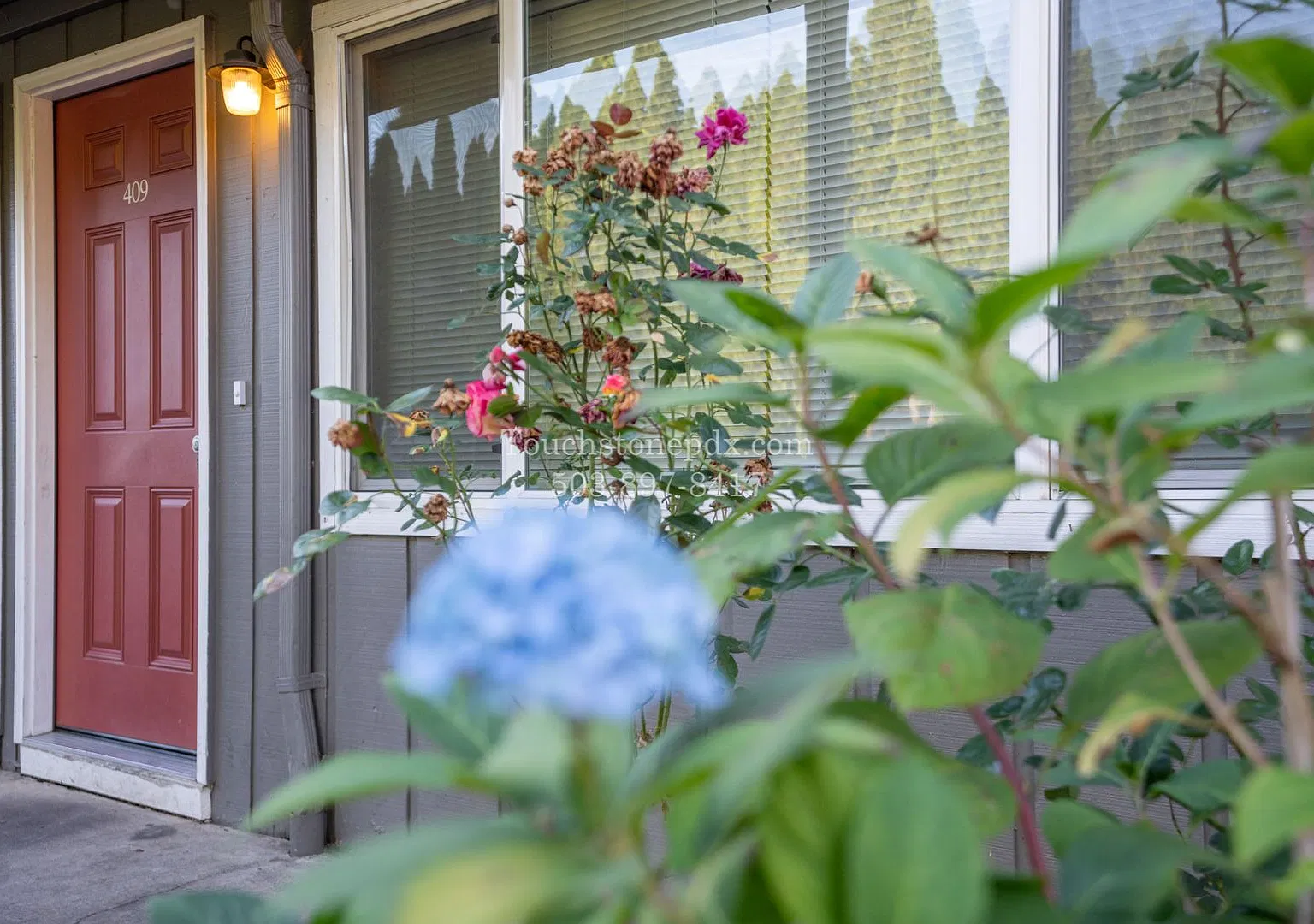 403 S. Ivy St. — Photo 4