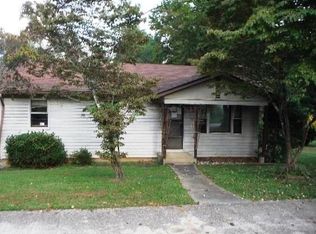 125 Fort Hembree St, Hayesville, NC 28904