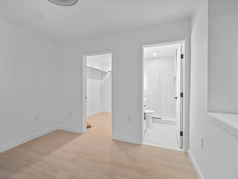 621 Florida Ave NW #2 — Photo 9