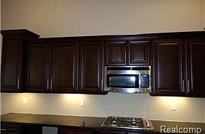 4th image of 6567 Berry Creek Ln #1