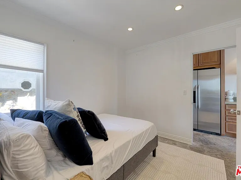 1300 Summitridge Dr — Photo 18