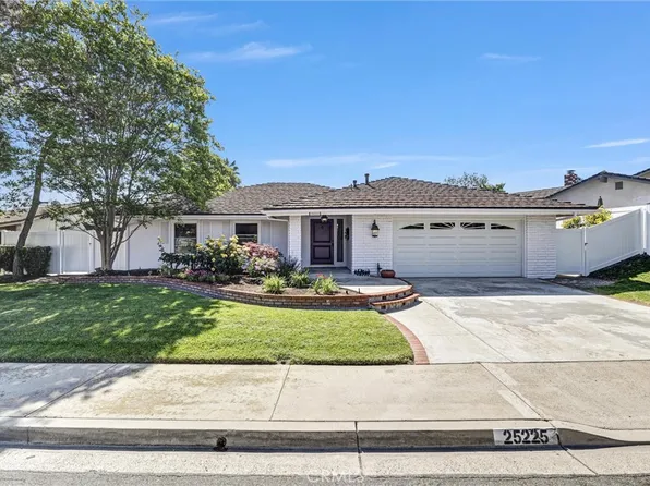 25225 Terreno Dr, Mission Viejo, CA 92691