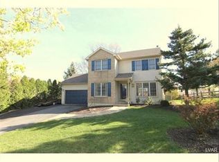 1120 Overlook Rd, Whitehall, PA 18052
