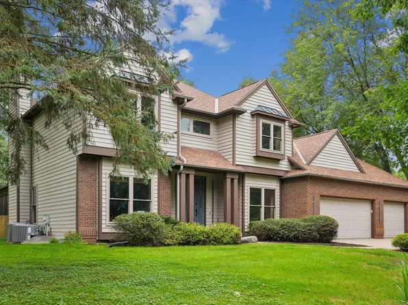 39 N High Circle Dr NE, Iowa City, IA 52240