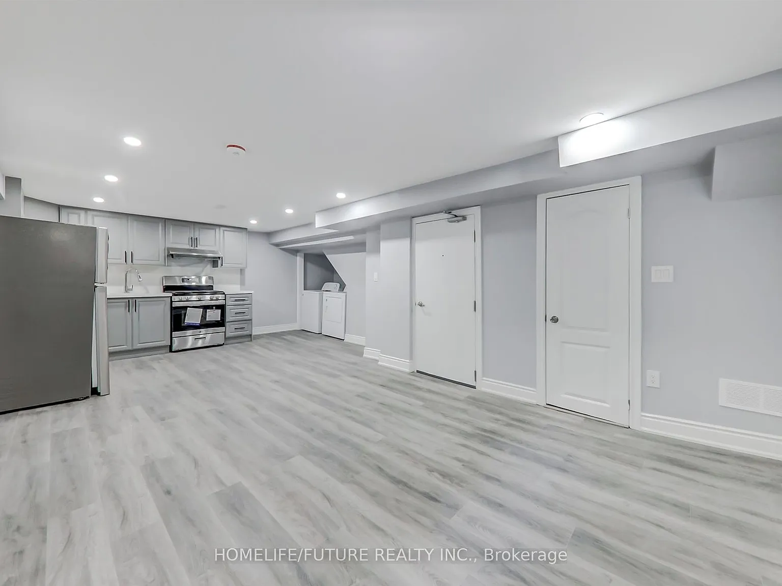2 bed, $1,899 — Photo 2
