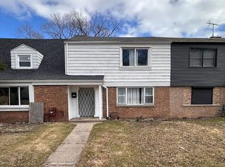 9511 S Merrion Ave, Chicago, IL 60617