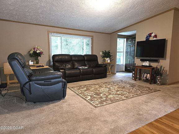 3rd image of 10144 Vixen Rd