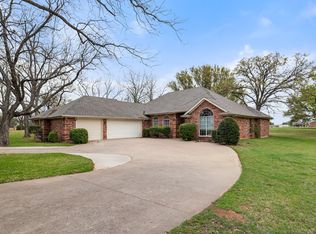 8411 Westover Cir, Granbury, TX 76049