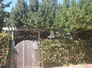 2635 29th Ave W, Seattle, WA 98199