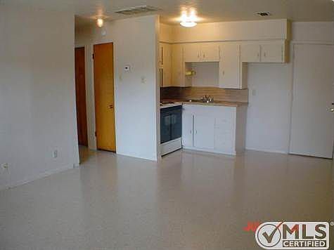 2nd image of 360 Fouts Ave