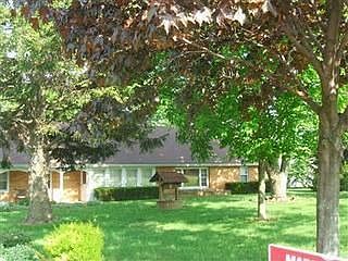 1st image of 604 Helke Rd
