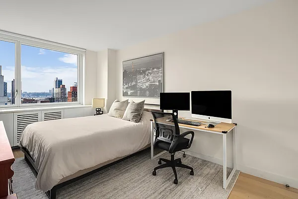 Rented by Modlin Group | media 4